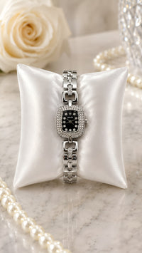 Elysia timepiece